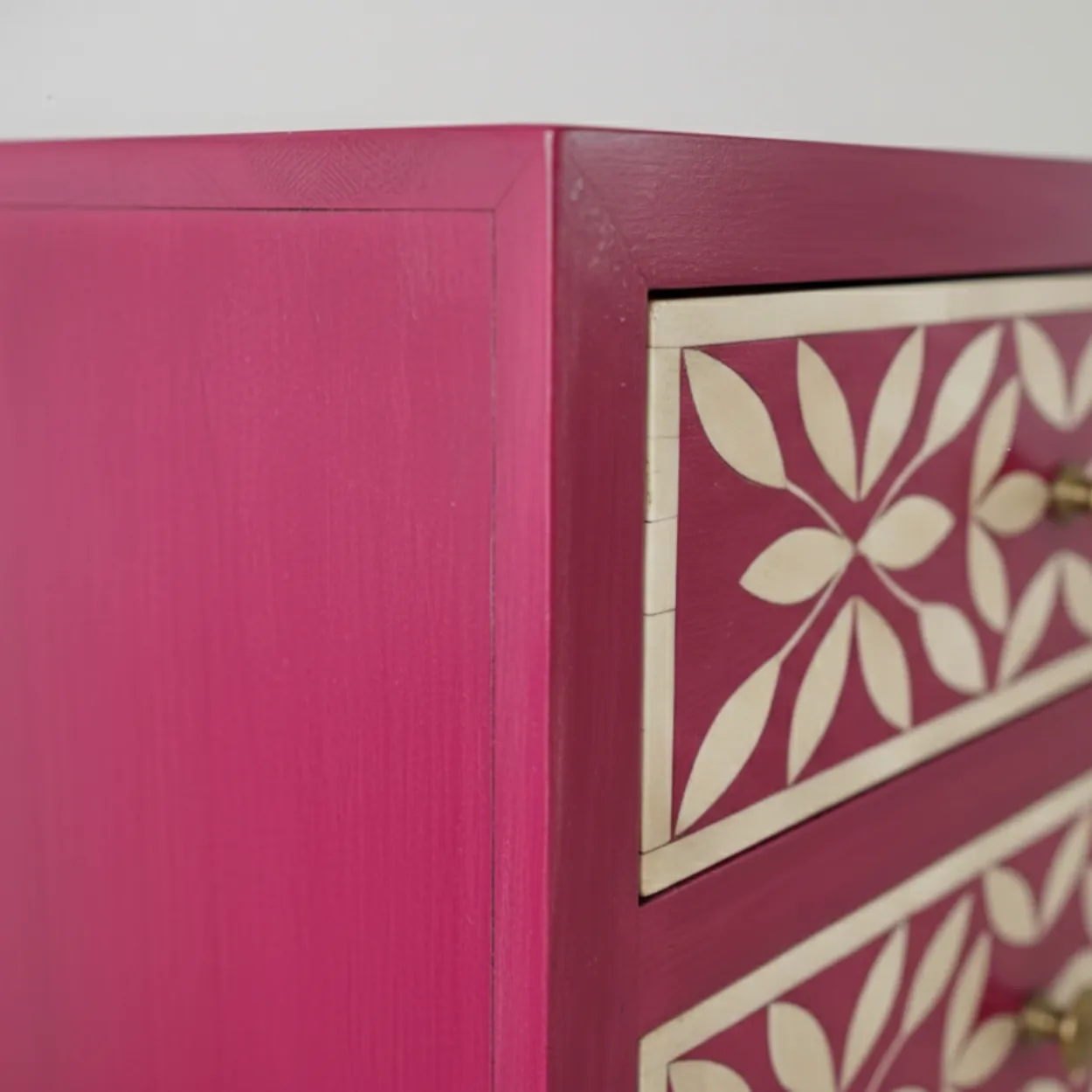 Bone Inlay Pink 6 Chest of Drawer - Image 4