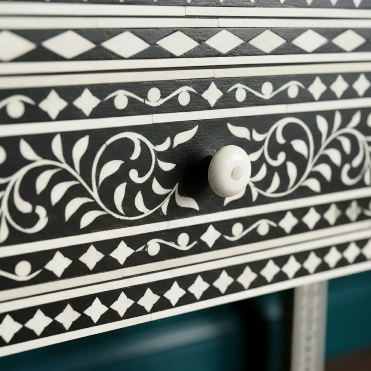 Bone Inlay Black 4 Chest of Drawer - Image 5