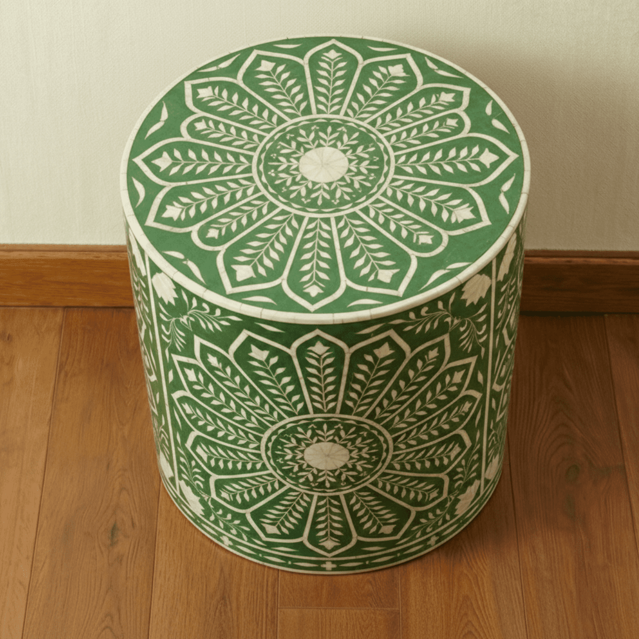 Bone Inlay Green Round bedside table - Image 3
