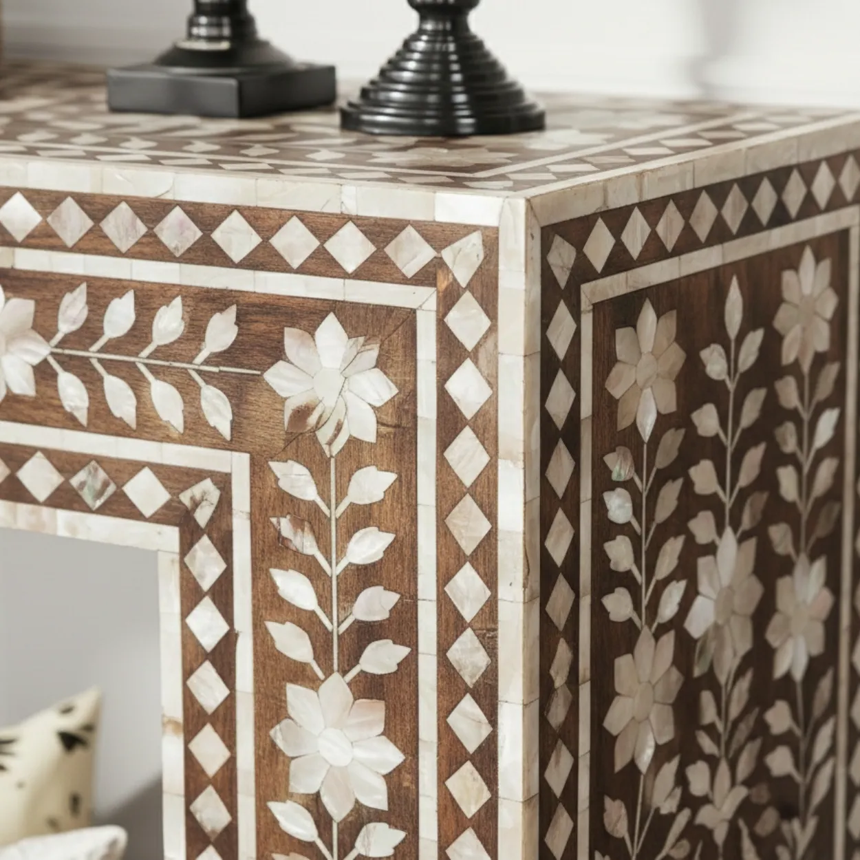 Mother of Pearl Brown Console Table - Image 3