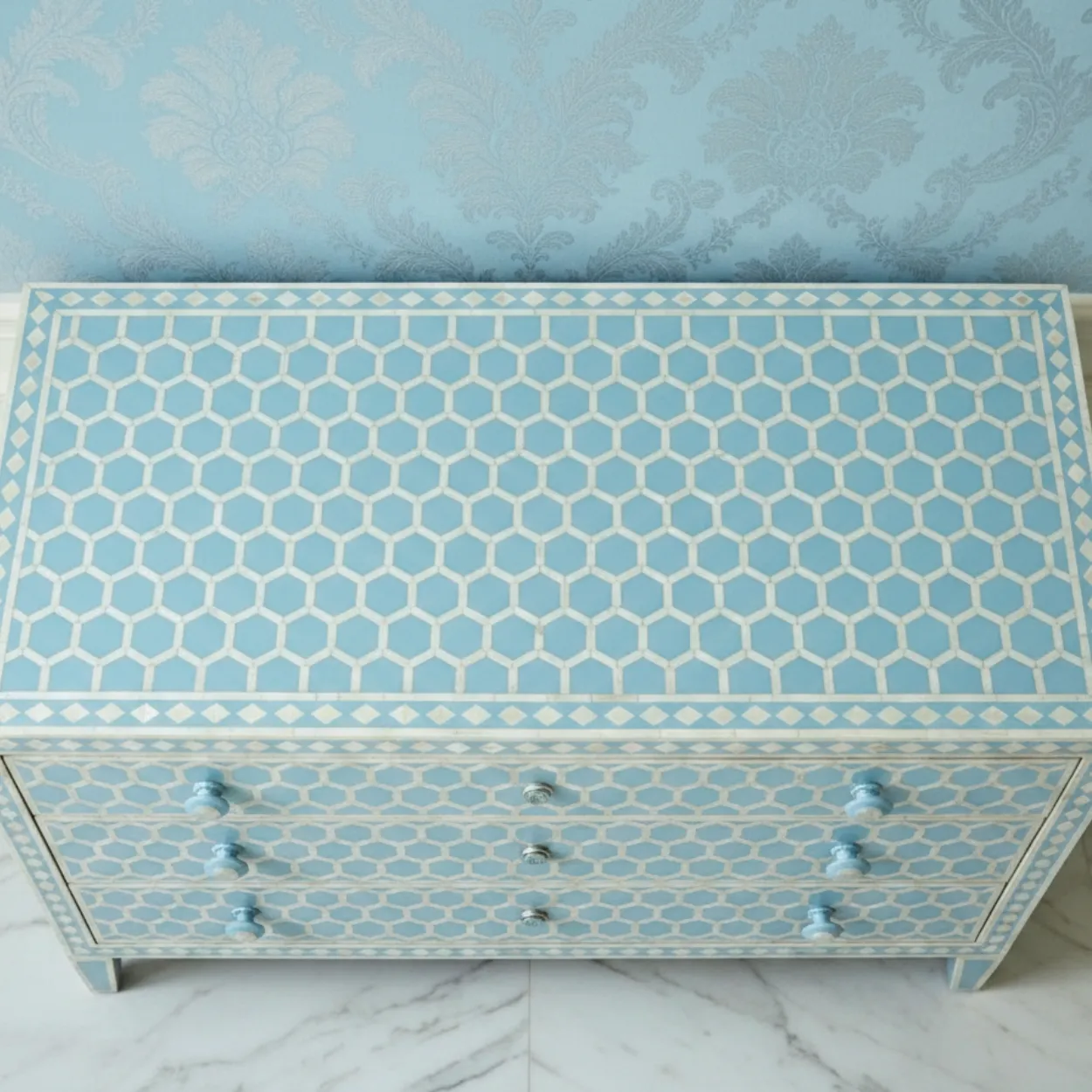 Mother of Pearl Blue 4-Drawer Chest of Drawers - Image 3