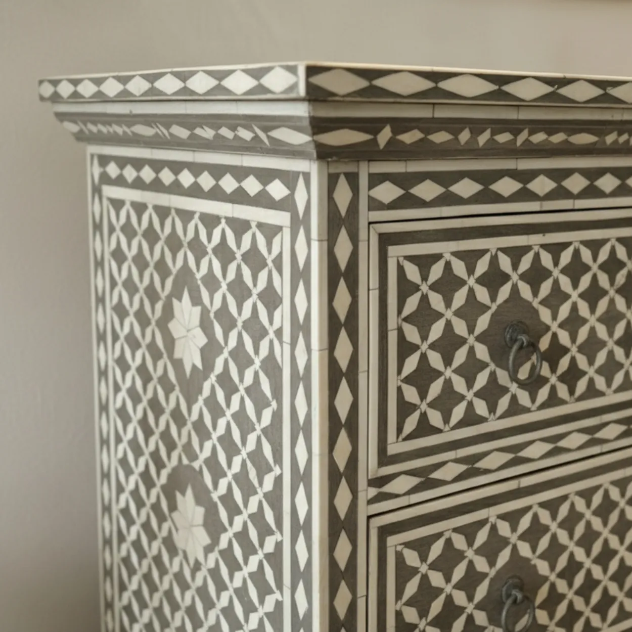 Bone Inlay Grey 3 Chest of Drawer - Image 4